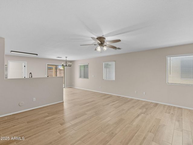 1751 E COWBOY COVE Trail, San Tan Valley, AZ 85143