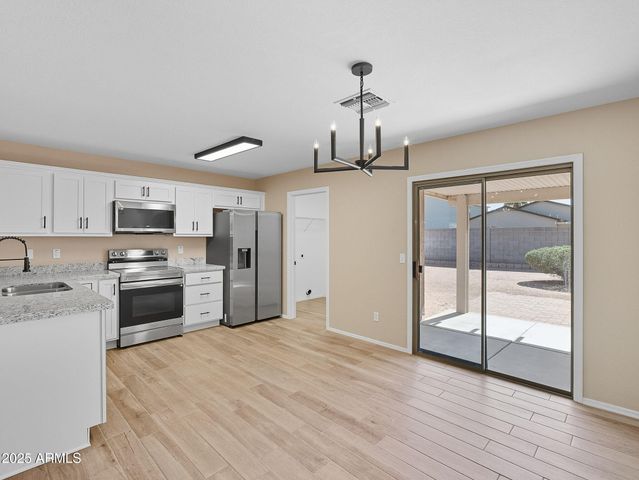 1751 E COWBOY COVE Trail, San Tan Valley, AZ 85143