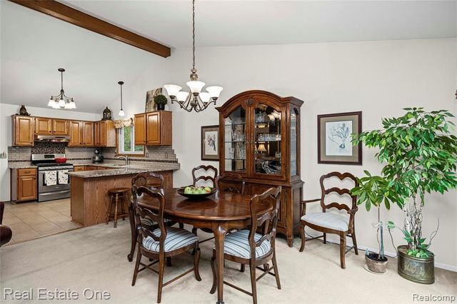 27586 David Givens Street, Warren, MI 48092