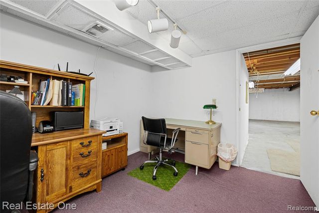 27586 David Givens Street, Warren, MI 48092