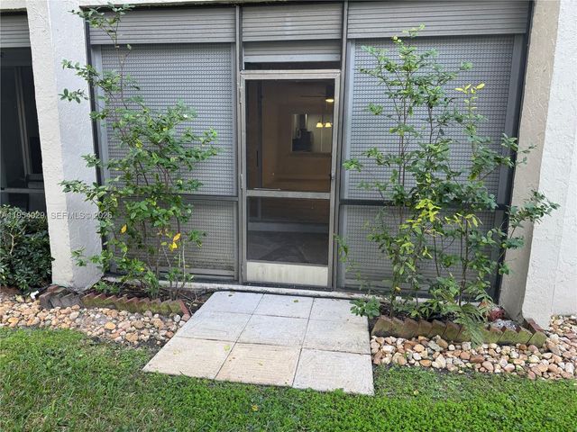 3940 Inverrary Blvd 106-A, Lauderhill, FL 33319