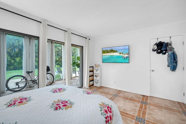 1823 Presidential Way E101, West Palm Beach, FL 33401