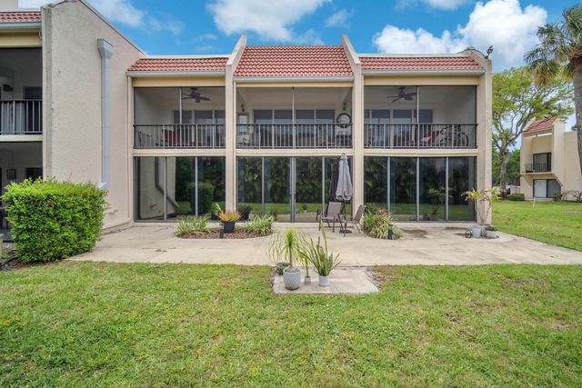 1823 Presidential Way E101, West Palm Beach, FL 33401