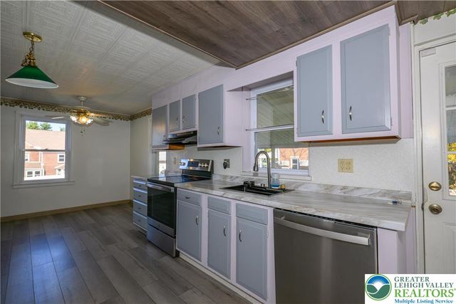 1604 Coronado Street, Allentown City, PA 18103