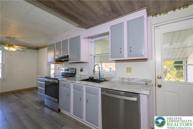 1604 Coronado Street, Allentown City, PA 18103