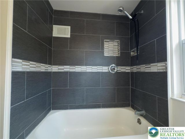 1604 Coronado Street, Allentown City, PA 18103