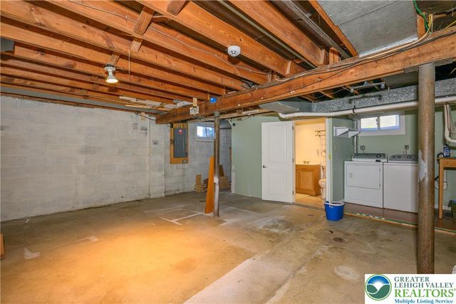 1604 Coronado Street, Allentown City, PA 18103