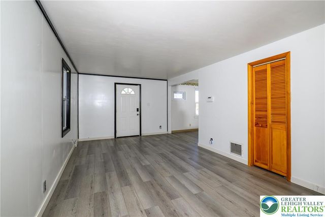 1604 Coronado Street, Allentown City, PA 18103