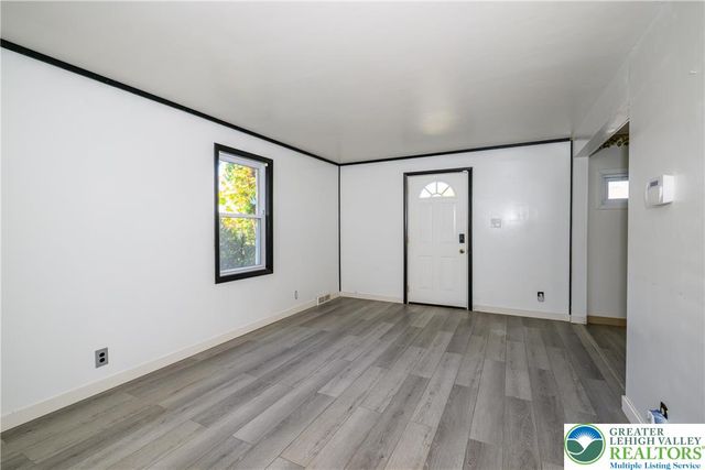 1604 Coronado Street, Allentown City, PA 18103