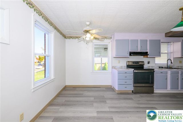 1604 Coronado Street, Allentown City, PA 18103