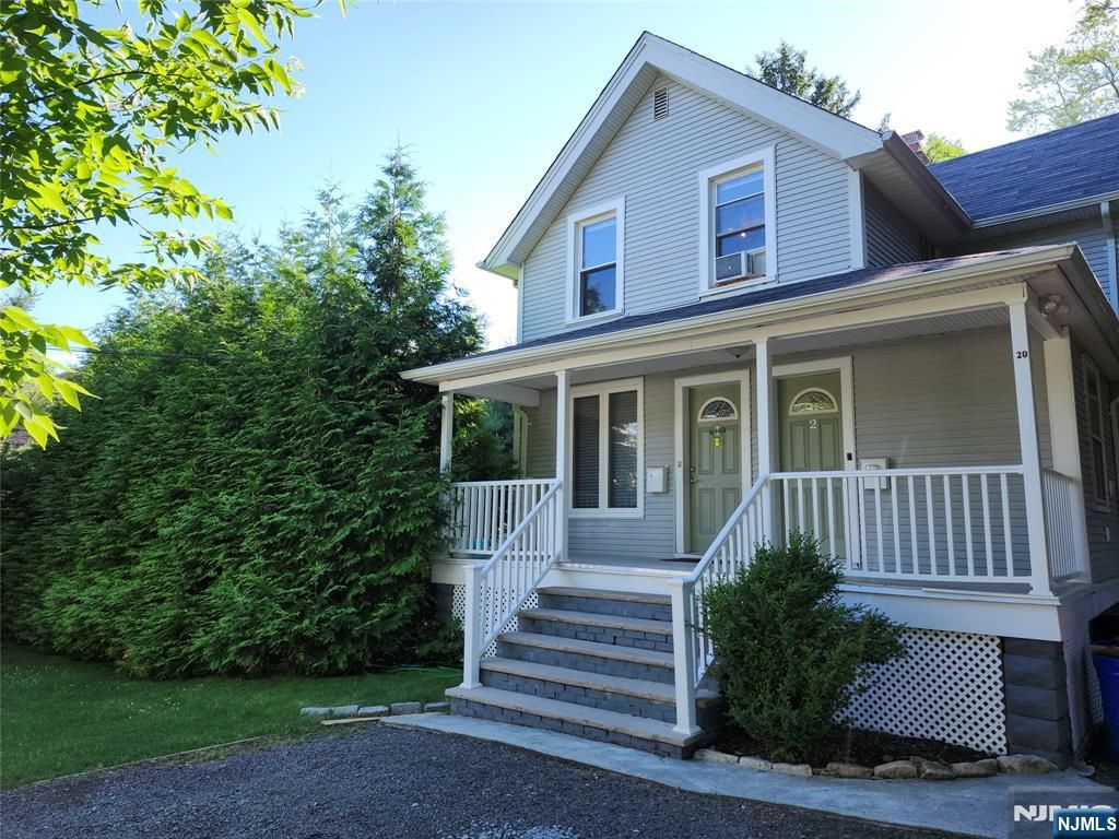 20 Columbus 2, Closter, NJ 07624