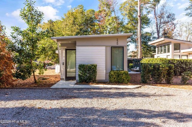 220 Victory Gardens Drive, Wilmington, NC 28409