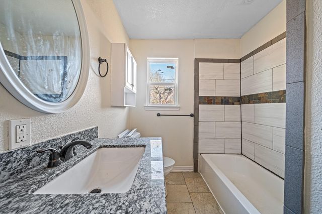 6911 Sherwood Drive, Houston, TX 77021