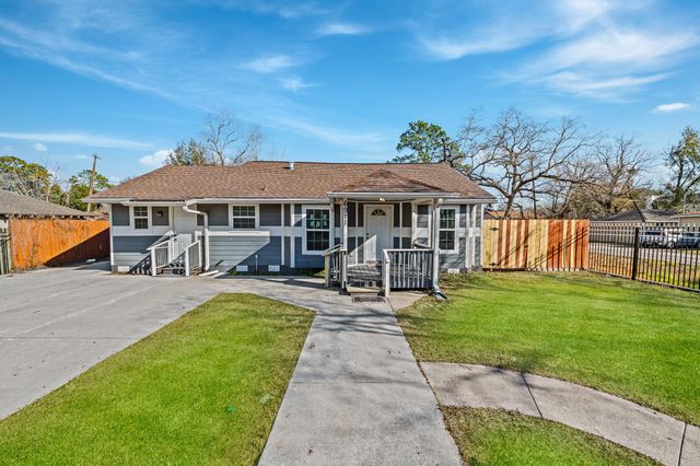 6911 Sherwood Drive, Houston, TX 77021