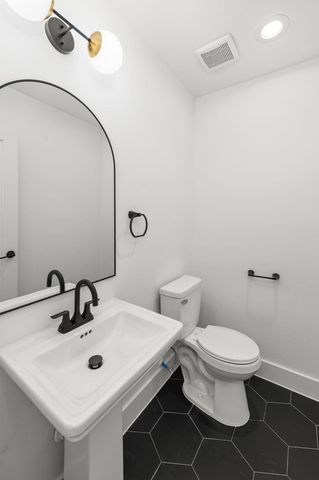 3344 Sauer Street, Houston, TX 77004