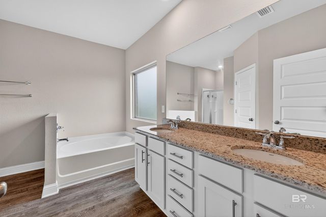 23118 Lieutenant Avenue, Foley, AL 36535