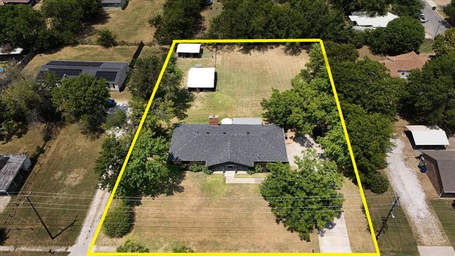 507 W South Street, Whitesboro, TX 76273
