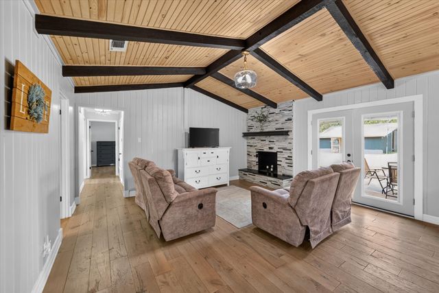 507 W South Street, Whitesboro, TX 76273