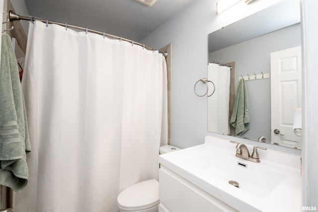 6603 N TORONADO Court, Peoria, IL 61614