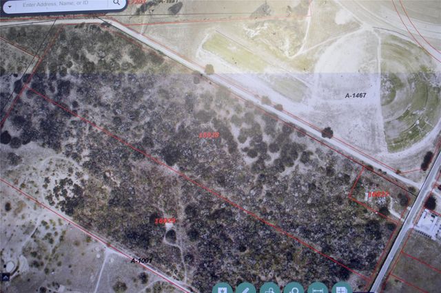 5030 Fm 2504, Poteet, TX 78065