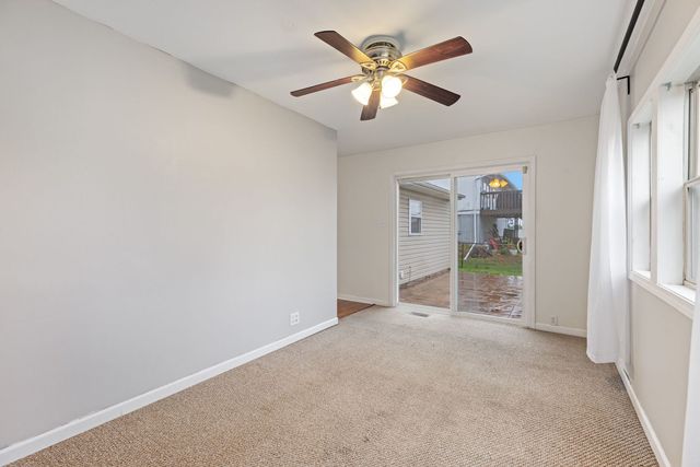 345 Hickory Avenue, Romeoville, IL 60446