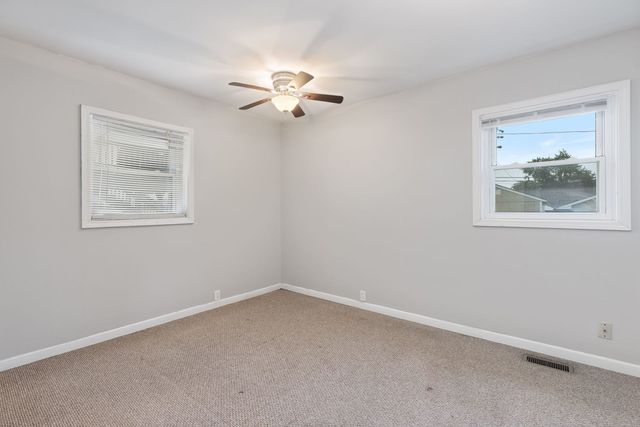 345 Hickory Avenue, Romeoville, IL 60446