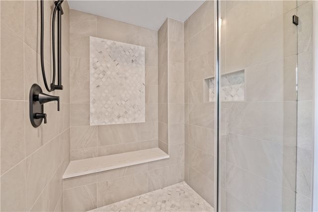 15 Via Angelo Custode, Parma, NY 14468