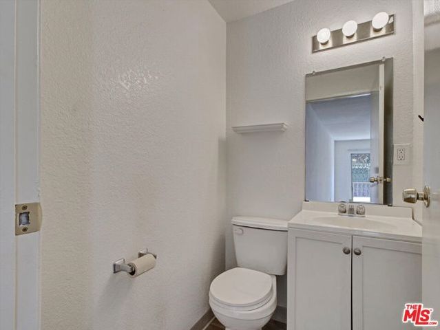 3754 Westwood Boulevard, Los Angeles, CA 90034
