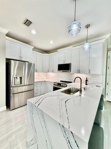 505 S TAMPANIA AVENUE 5, Tampa, FL 33609