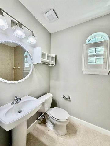 505 S TAMPANIA AVENUE 5, Tampa, FL 33609