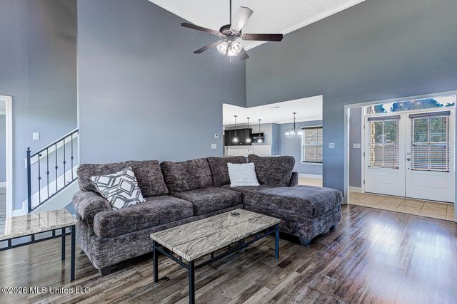 1436 N Arbor Lake Drive, Horn Lake, MS 38637