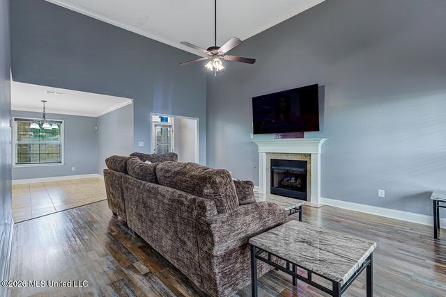 1436 N Arbor Lake Drive, Horn Lake, MS 38637