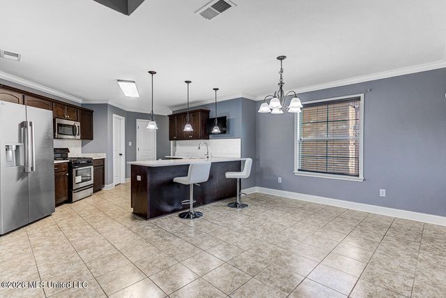 1436 N Arbor Lake Drive, Horn Lake, MS 38637