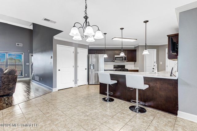1436 N Arbor Lake Drive, Horn Lake, MS 38637