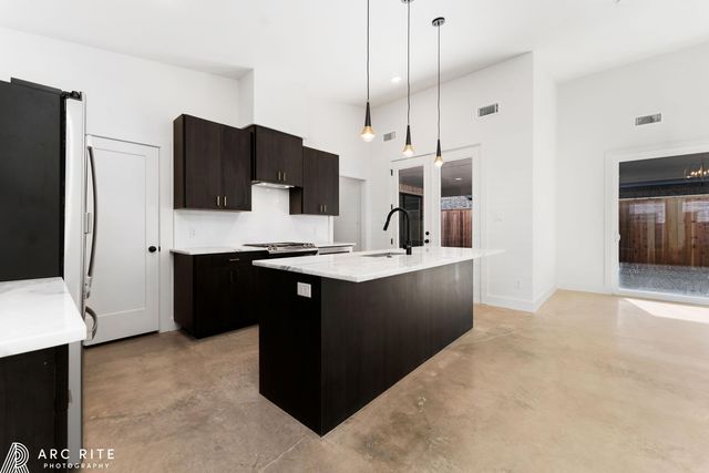 4521 22nd Place, Lubbock, TX 79407