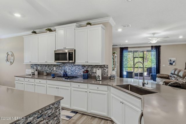 75225 WHITE RABBIT Avenue, Yulee, FL 32097