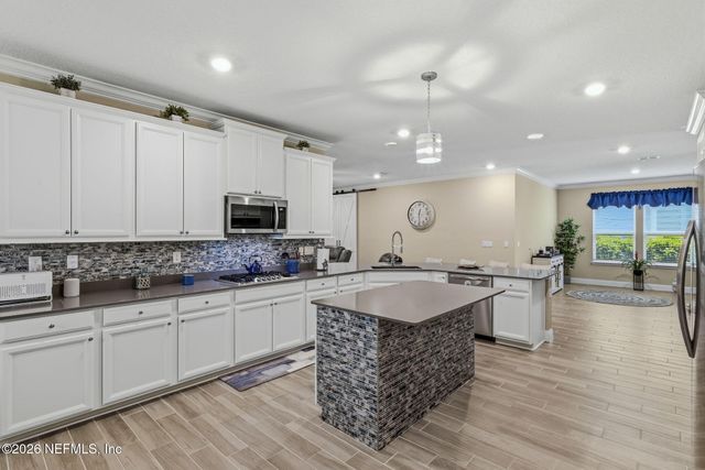 75225 WHITE RABBIT Avenue, Yulee, FL 32097
