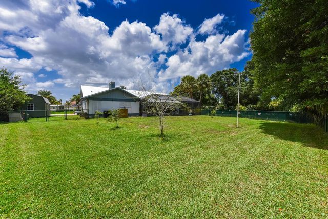 2801 SE Farley Road, Port St Lucie, FL 34952