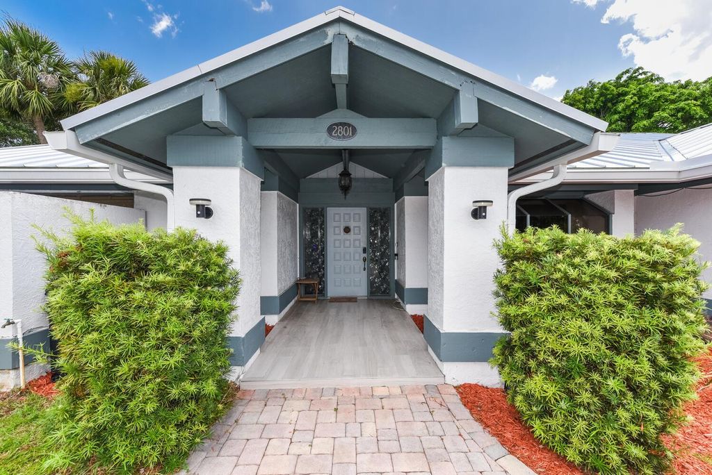 2801 SE Farley Road, Port St Lucie, FL 34952