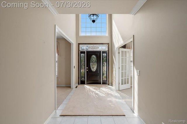 376 Bracken Court, Troy, MI 48098