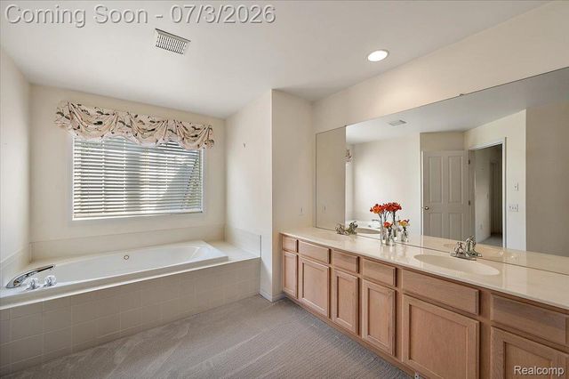 376 Bracken Court, Troy, MI 48098