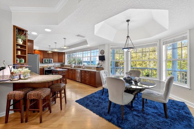 5900 BAYVIEW CIRCLE S, Gulfport, FL 33707