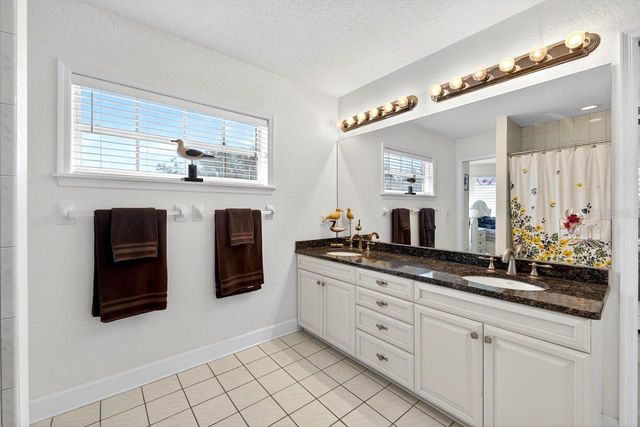 5900 BAYVIEW CIRCLE S, Gulfport, FL 33707