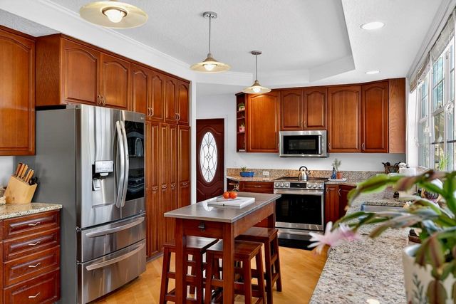 5900 BAYVIEW CIRCLE S, Gulfport, FL 33707