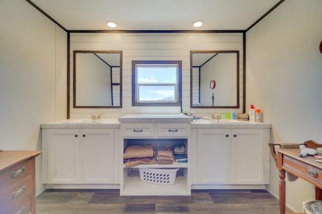 2664 Comanche Dr, Walsenburg, CO 81089