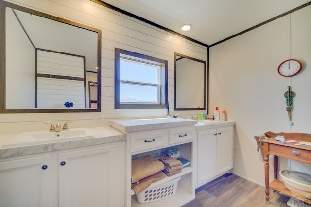 2664 Comanche Dr, Walsenburg, CO 81089