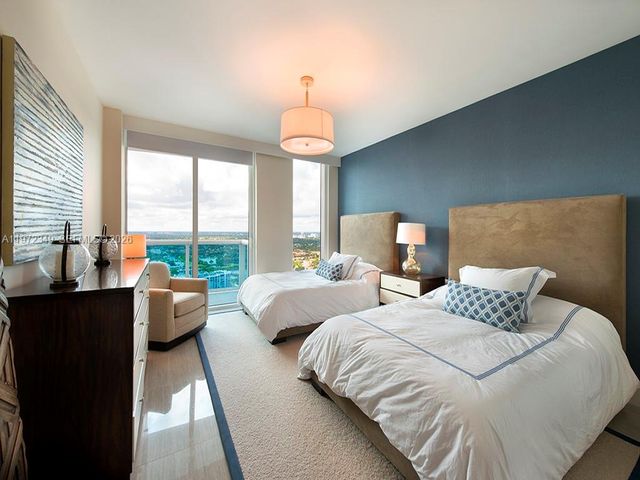 2711 S Ocean Dr. 2804, Hollywood, FL 33019