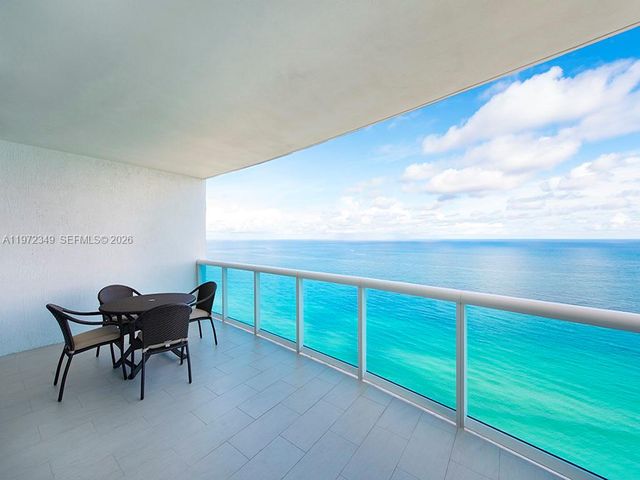 2711 S Ocean Dr. 2804, Hollywood, FL 33019