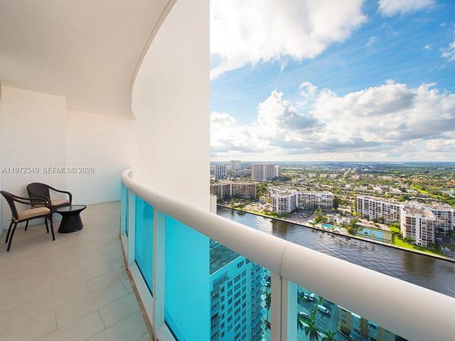 2711 S Ocean Dr. 2804, Hollywood, FL 33019