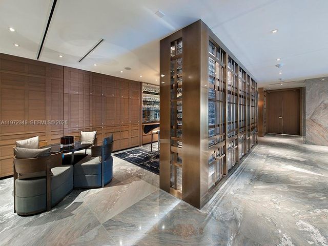 2711 S Ocean Dr. 2804, Hollywood, FL 33019